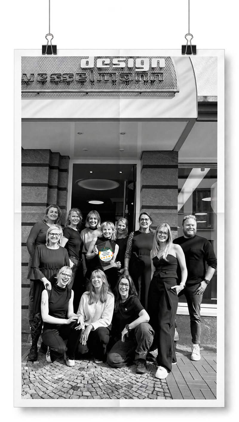 tl_files/hd_wesselmann/img/aktuelles/2026/Hair-design-Wesselmann-Friseur-Ibbenbüren-Phorest-Client-Experience-Award-2026-gewonnen-web.png